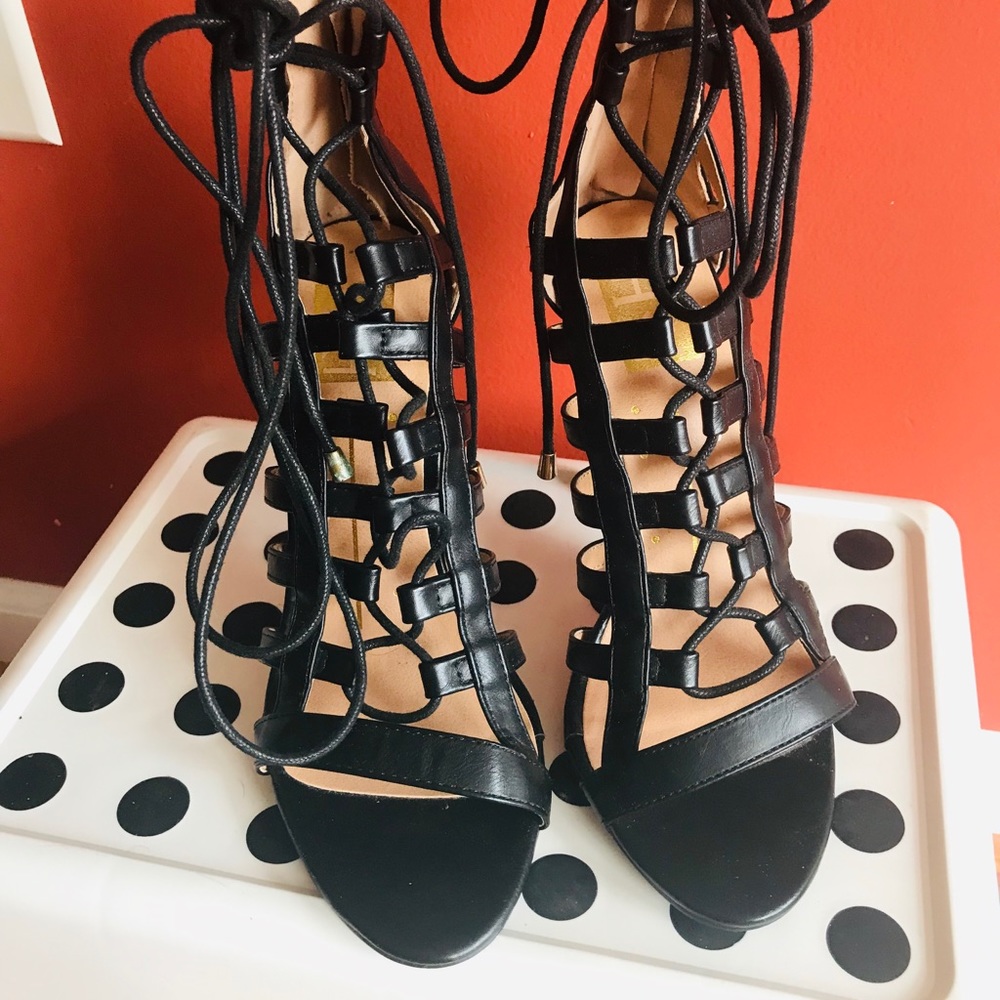 Black High Heels Shoes Size 8